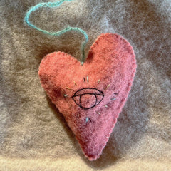 sewing tutorial: keep an EYE on your HEART