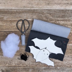 free sewing tutorial: spooky little bat