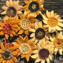free sewing tutorial: sunflower pin