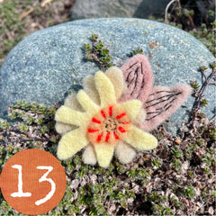 plant-dyed wool felt flower pins (new batch!)