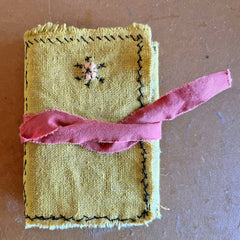 sewing tutorial: needle book with pocket