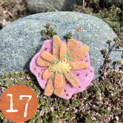 plant-dyed wool felt flower pins (new batch!)