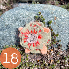 plant-dyed wool felt flower pins (new batch!)