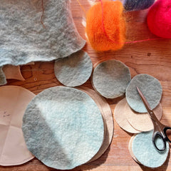 free sewing tutorial: thick wool felt coasters and trivets