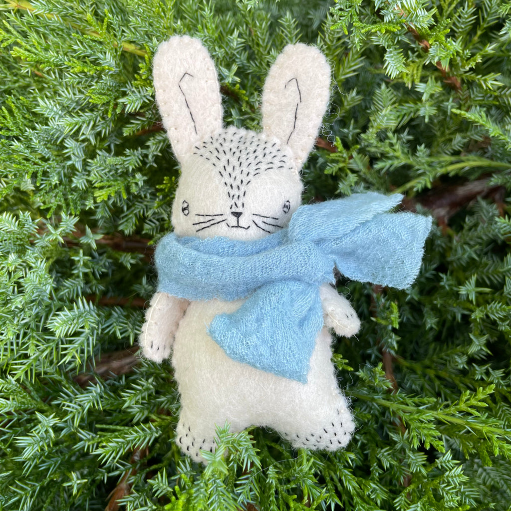 pocket pal: little rabbit (made)