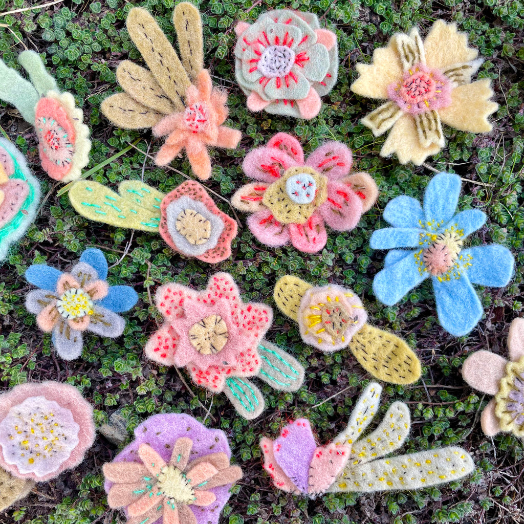 plant-dyed wool felt flower pins (new batch!)