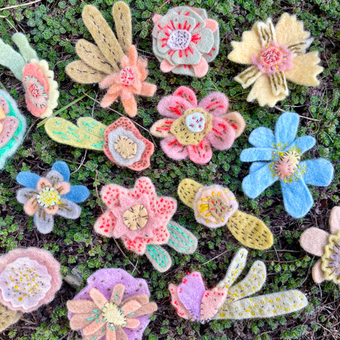 plant-dyed wool felt flower pins (new batch!)