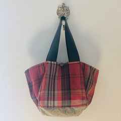 THE best project bag (by Cloth and Saw)
