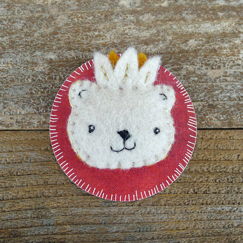 decorative wool pin: bear face