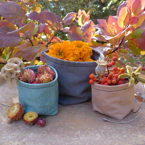 foraging buckets