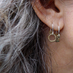 earrings: loop