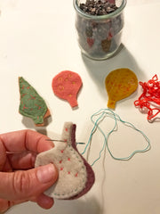 free sewing tutorial: tree & mushroom ornaments