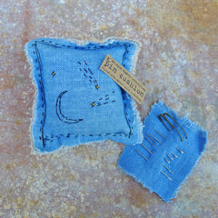 pin cushion: blue/moon & stars