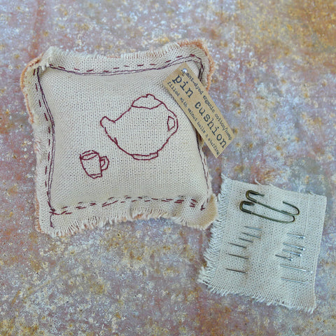 pin cushion: tea-dyed/tea set