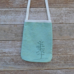 pocket purse: green/tree