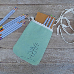 pocket purse: green/tree