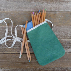 pocket purse: green/tree
