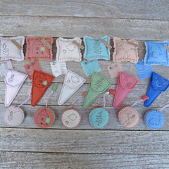 scissor slip: blue/moon & stars