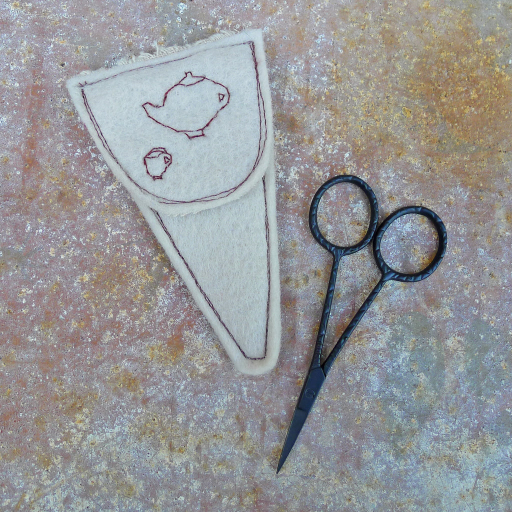 scissor slip: tea-dyed/tea set