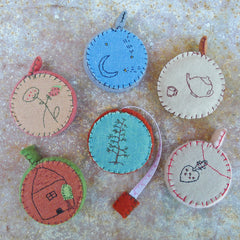 tape measure: blue/moon & stars