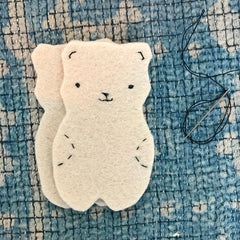 free sewing tutorial: bear pocket pal